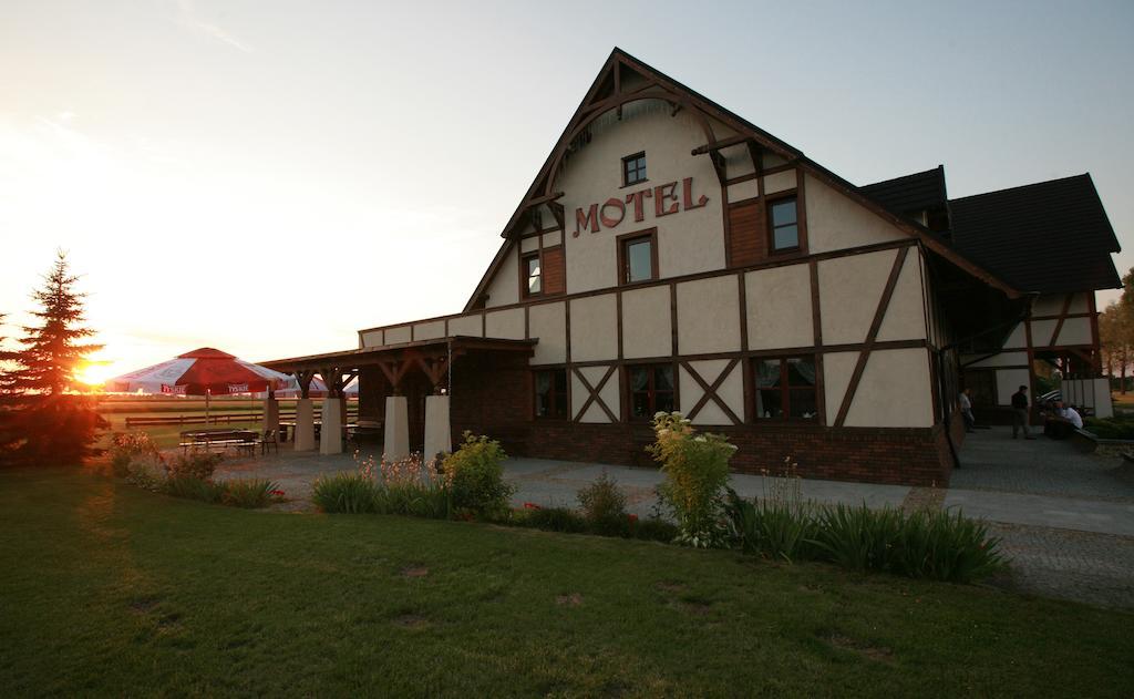 Motel Klara Sobotka (Ostrow Wielkopolski) Exterior foto